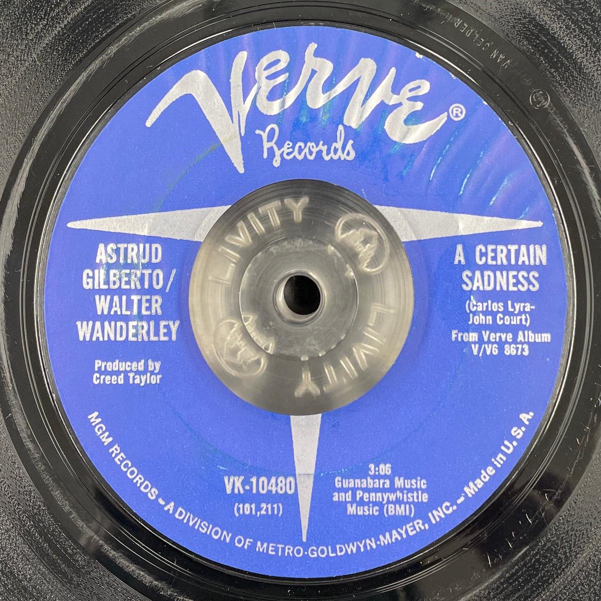 ASTRUD GILBERTO - WALTER WANDERLAY / A Certain Smile (7inch)