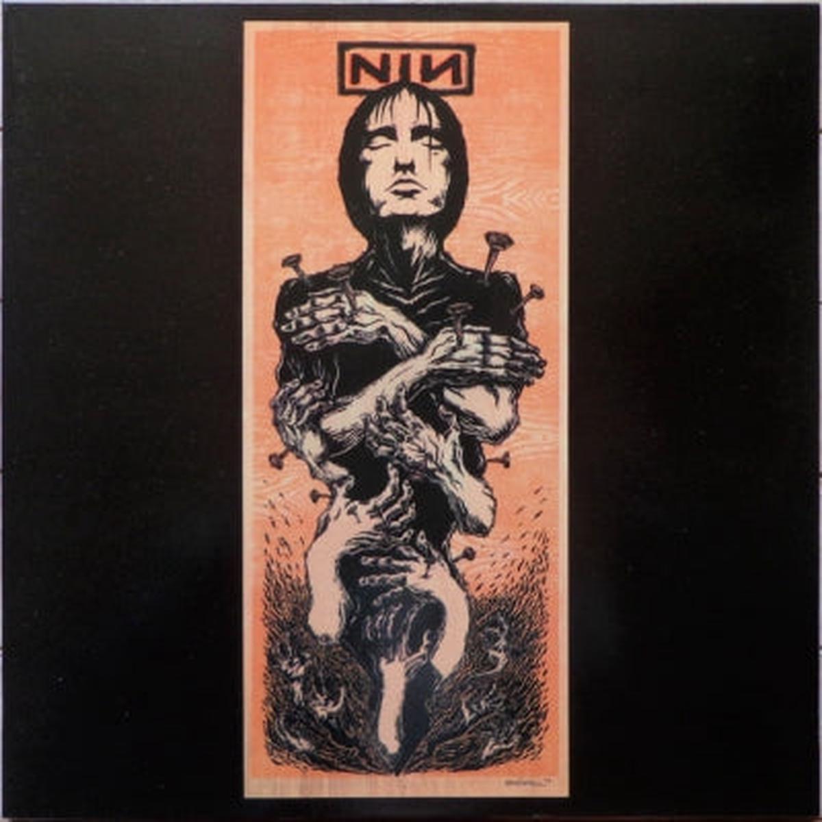 NINE INCH NAILS - Live At KROQ