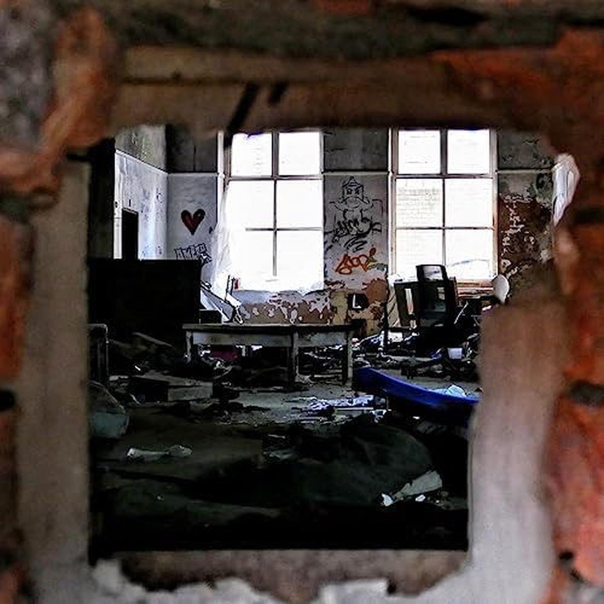 Fatboi Sharif - Decay (LP)