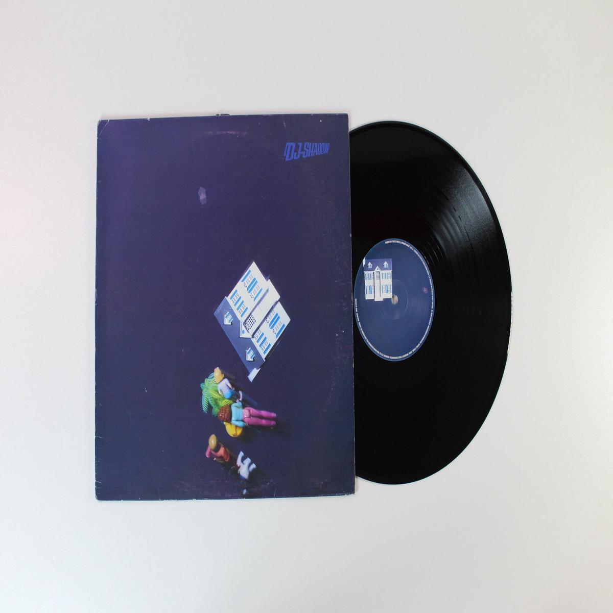 DJ Shadow - Midnight In A Perfect World on Mo Wax 12 Single