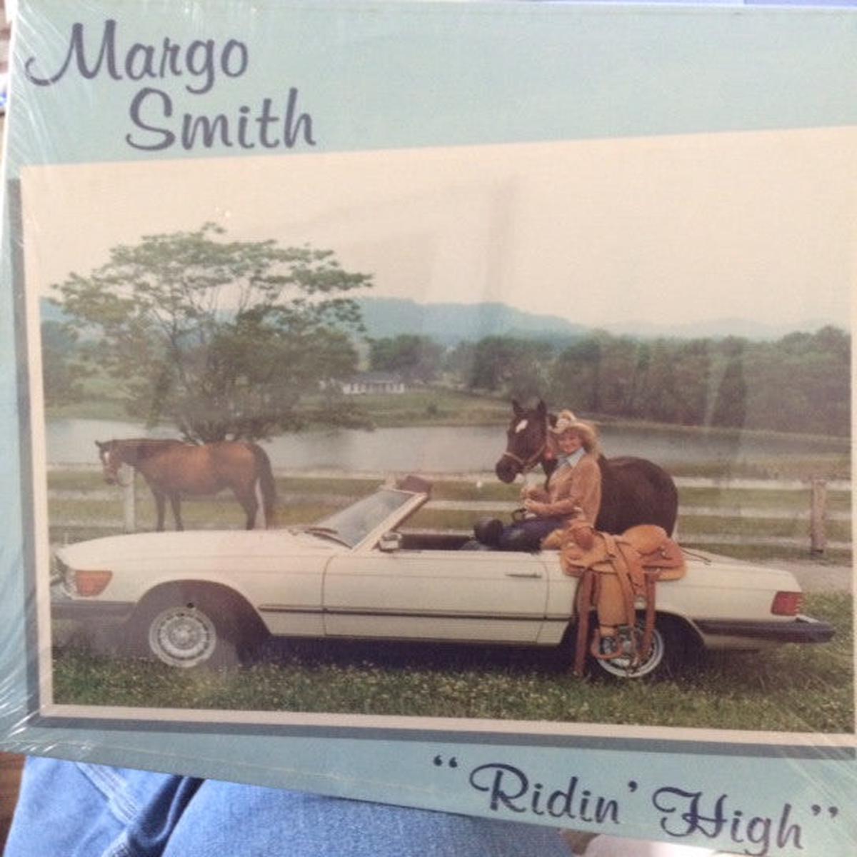 Margo Smith Ridin' High -1981- Country,Folk Autographed (vinyl) note water stain on cover