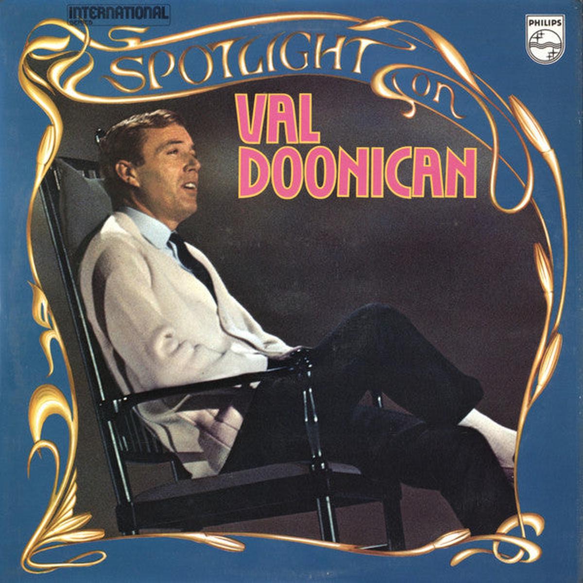 Val Doonican  Spotlight On Val Doonican -2 lps- 1974-Folk, Vocal (vinyl)