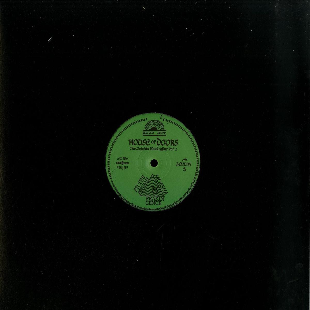 HOUSE OF DOORS THE DOLPHIN HOTEL AFFAIR VOL. 1
