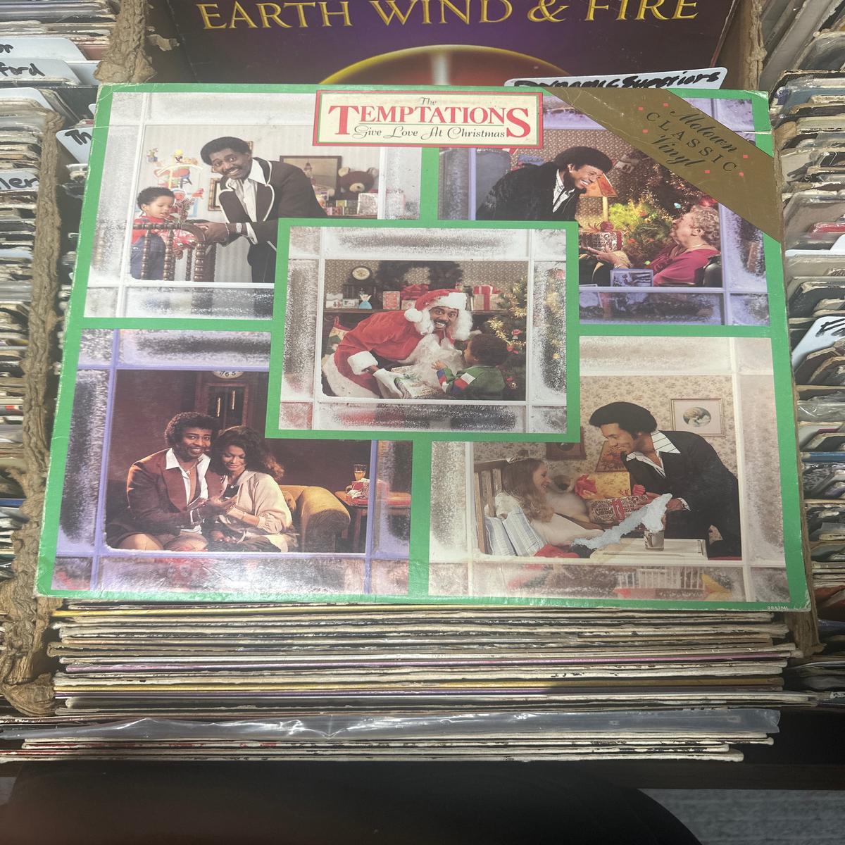 The Temptations  Give Love At Christmas Vinyl LP 2842ML